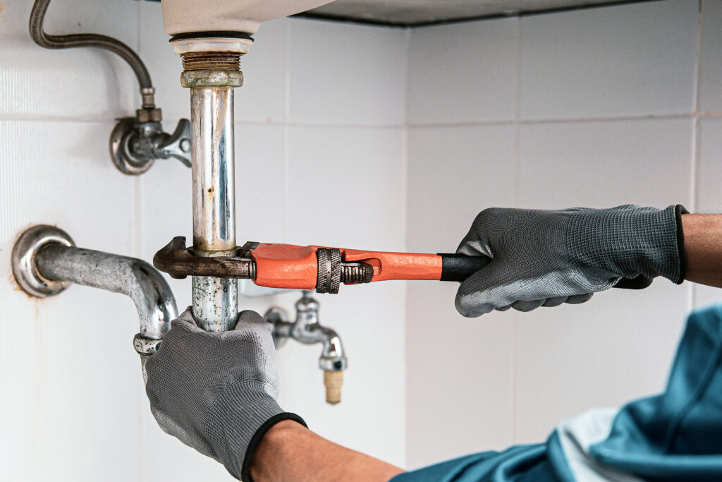 Leak Repair in El Castillo